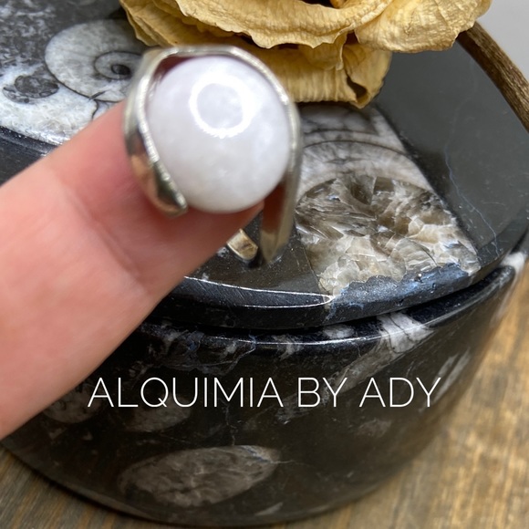 Alquimia pure white moonstone silver gem ring - Picture 5 of 6